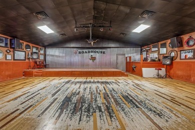 Turnkey Bar & Restaurant, Prime Location Near Lake Whitney! Own - photo 18