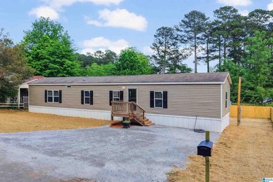 Welcome to easy lake area living in Shelby's Pine Grove Camp! - photo 1