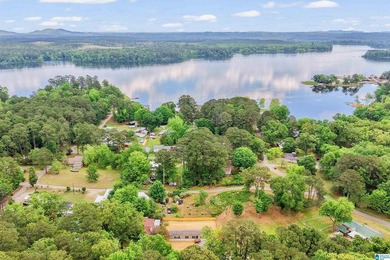 Welcome to easy lake area living in Shelby's Pine Grove Camp! - photo 3