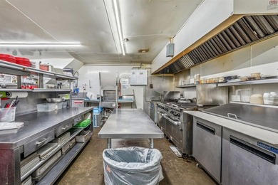 Turnkey Bar & Restaurant, Prime Location Near Lake Whitney! Own - photo 32