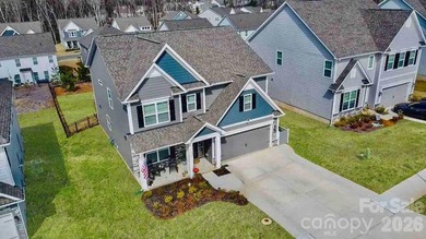 PRICE REDUCTION AND RATE BUY DOWN !!!!This better than new - photo 2