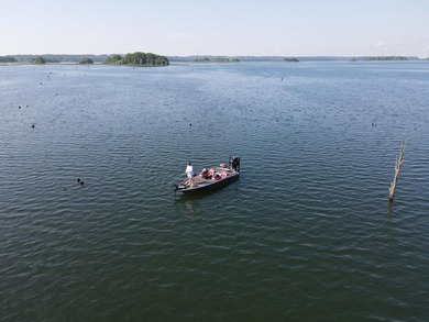 Located on the beautiful big water of Lake Seminole, this 3 - photo 14