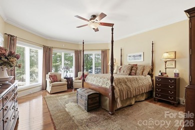 Extraordinary lakefront properties begin with extraordinary - photo 16