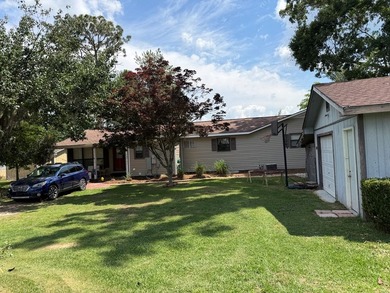 Located on the beautiful big water of Lake Seminole, this 3 - photo 23