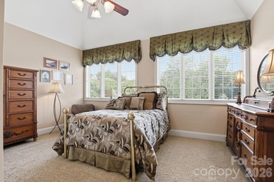 Extraordinary lakefront properties begin with extraordinary - photo 25