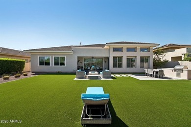 Extensively upgraded Desert Contemporary Toll Brothers home in - photo 38