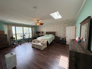 Located on the beautiful big water of Lake Seminole, this 3 - photo 40