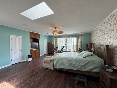 Located on the beautiful big water of Lake Seminole, this 3 - photo 41