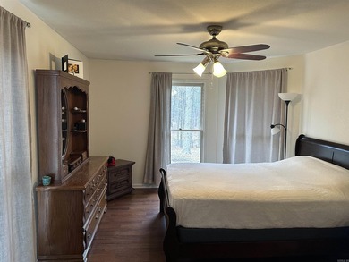 Hunters Paradise!! Beautiful 3 bedroom, 2 full bath home sitting - photo 11