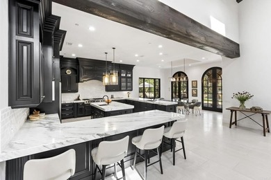 -5+ Bedroom Estate-Mountain and Golf Course Views -Sophisticated - photo 15