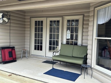 Hunters Paradise!! Beautiful 3 bedroom, 2 full bath home sitting - photo 31