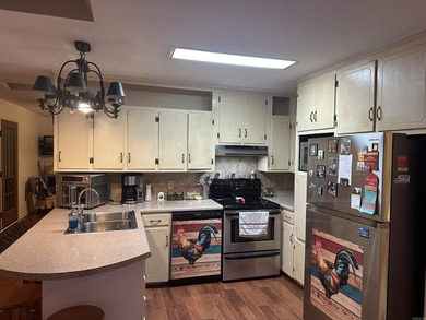 Hunters Paradise!! Beautiful 3 bedroom, 2 full bath home sitting - photo 45