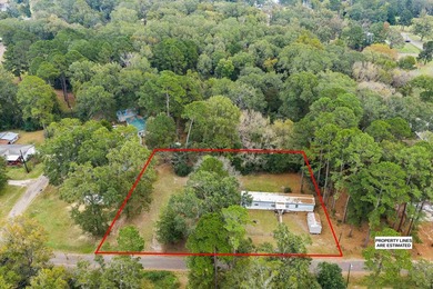Three adjoining deeded lots featuring a 16' x 76' Champion - photo 2