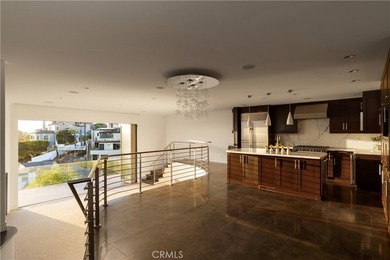 Perched on the coveted Corona del Mar bluff, this exceptional - photo 6