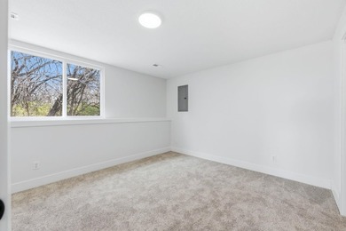 Andover Schools - Water Front - Wooded Lot - 4 Bed 3 Bath 3 Car - photo 23
