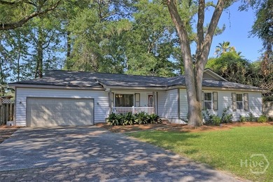 Welcome home to this beautifully maintained ranch-style gem on - photo 3