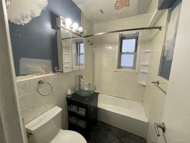 One Bedroom unit located on the first floor with large living - photo 10