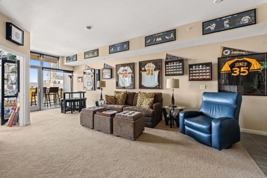 The Ultimate *FAN CAVE* with Breathtaking 11th-Floor Views Over - photo 12