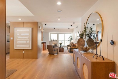 Beautifully remodeled 2-bedroom, 2.5-bath condominium at the - photo 3
