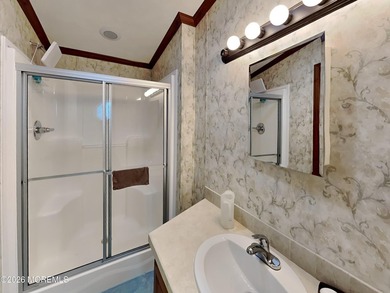 Beautiful 2-bedroom, 2-full-bath Skyline model home located in - photo 13