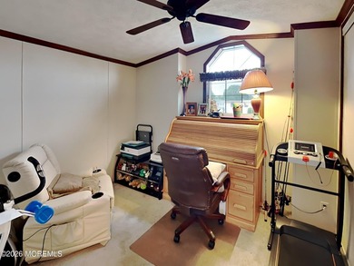 Beautiful 2-bedroom, 2-full-bath Skyline model home located in - photo 16