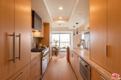 Beautifully remodeled 2-bedroom, 2.5-bath condominium at the - photo 8