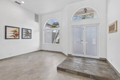 Best unobstructed view! Totally updated kitchen & bathrooms in - photo 22