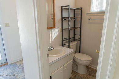 Well-maintained waterfront home on White Lake offering 4 - photo 32