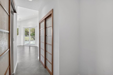 Best unobstructed view! Totally updated kitchen & bathrooms in - photo 32