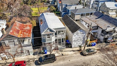 This beautifully renovated historic duplex features two units - photo 44
