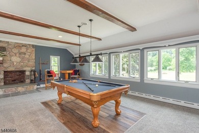 AN EXTRAORDINARY PRIVATE ESTATE RETREAT ON OVER 3 BEAUTIFULLY - photo 12