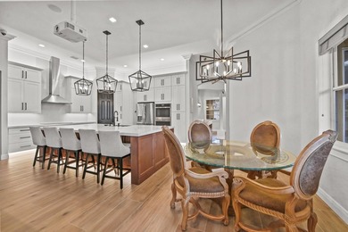 Welcome to a beautifully updated Wellington residence that - photo 13