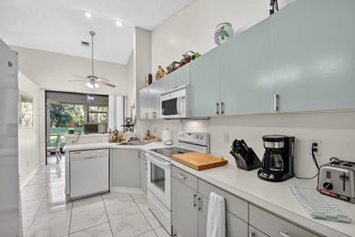 Come see this quaint, two bedroom, two bathroom villa located in - photo 16