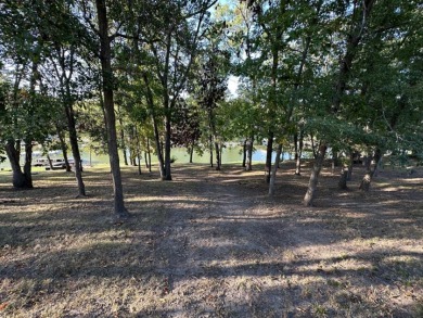 WATERFRONT LOT ON QUIET COVE! - photo 6