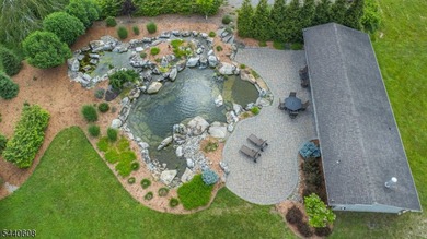AN EXTRAORDINARY PRIVATE ESTATE RETREAT ON OVER 3 BEAUTIFULLY - photo 45