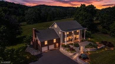 AN EXTRAORDINARY PRIVATE ESTATE RETREAT ON OVER 3 BEAUTIFULLY - photo 47
