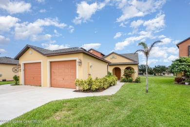 Lake Townhome/Townhouse For Sale in Melbourne, Florida