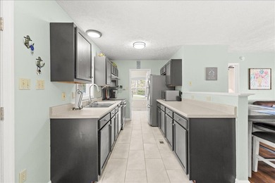 This turnkey lake home is the perfect way to get a jumpstart on - photo 11