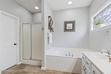 Welcome to 1211 Cross Creek E Drive in Hernando, where comfort - photo 15