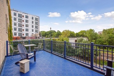 Welcome to your new home at the historic 1913 Calumet Building! - photo 24