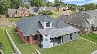 Welcome to 1211 Cross Creek E Drive in Hernando, where comfort - photo 39