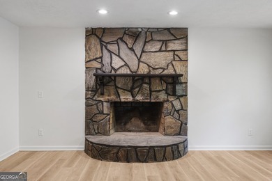 Fully remodeled and move-in ready, this updated 1980s - photo 5