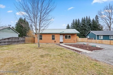 Lake Home For Sale in Sandpoint, Idaho