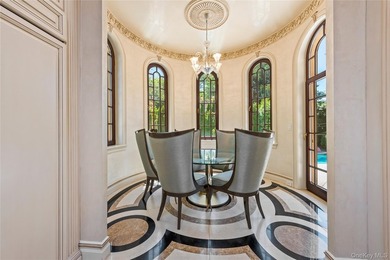 Rarely does a residence of this magnitude come to market - photo 11