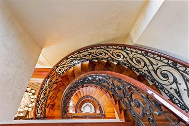 Rarely does a residence of this magnitude come to market - photo 26