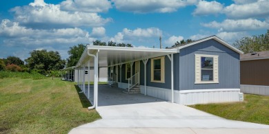 Lake Home For Sale in Lakeland, Florida