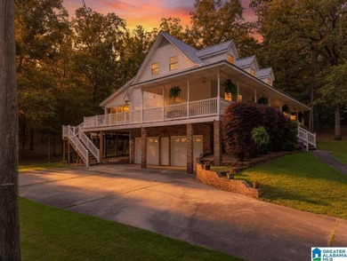 *PARADISE IN CALERA* Escape to the perfect blend of comfort - photo 1