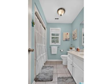 *PARADISE IN CALERA* Escape to the perfect blend of comfort - photo 10