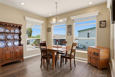 Very few 2015-built homes offer rooftop 180-degree views of - photo 10