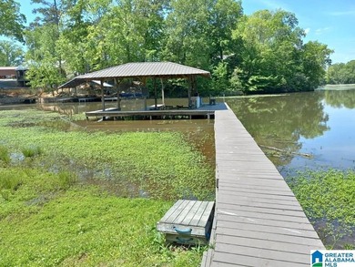 Enjoy affordable waterfront living on beautiful Lay Lake! - photo 3